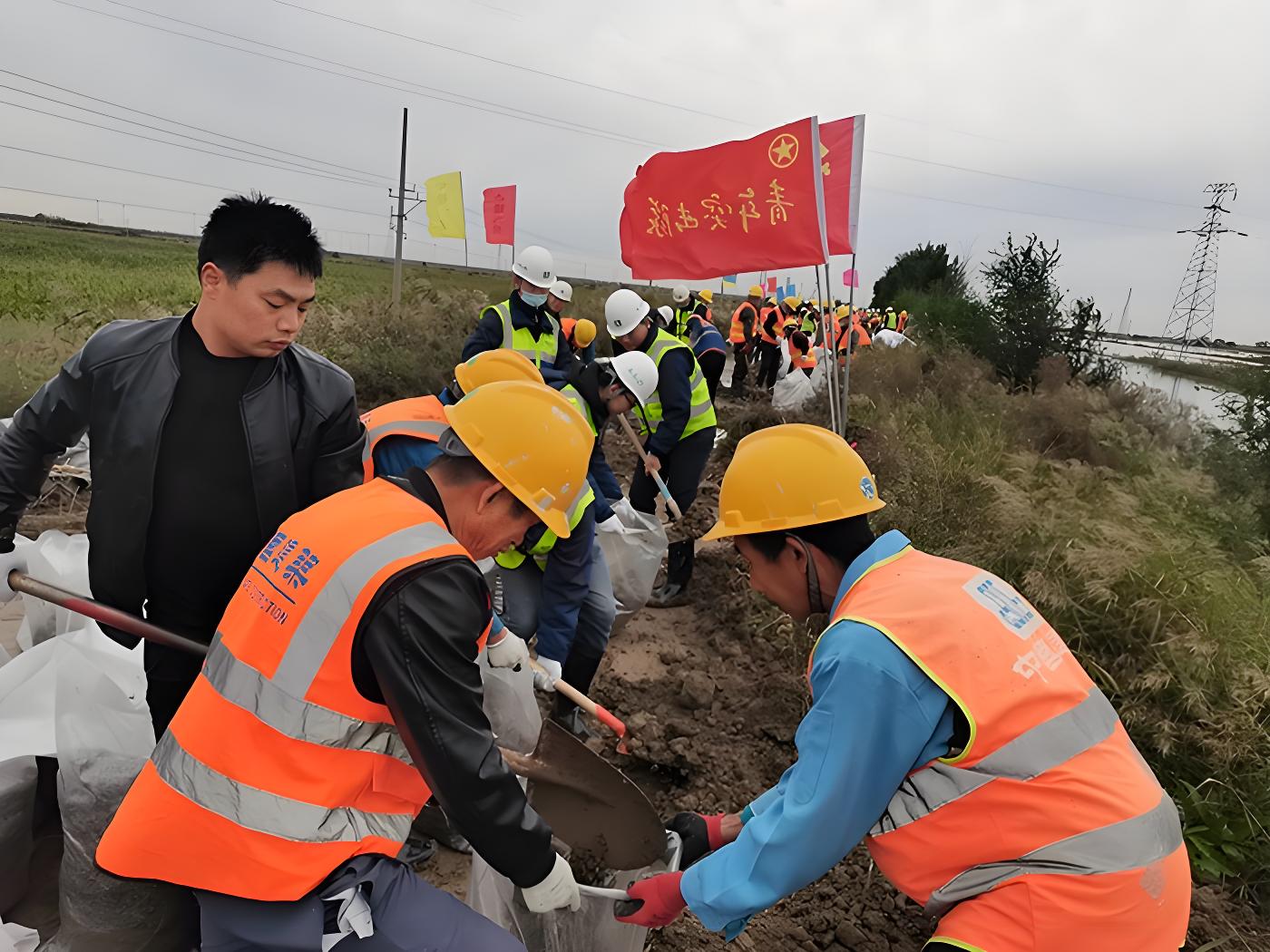 一文解读：抗湖专用反光背心材质