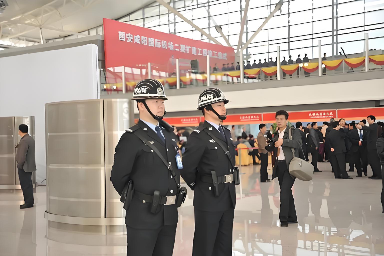 机场安全帽款式设计解析：从功能需求出发