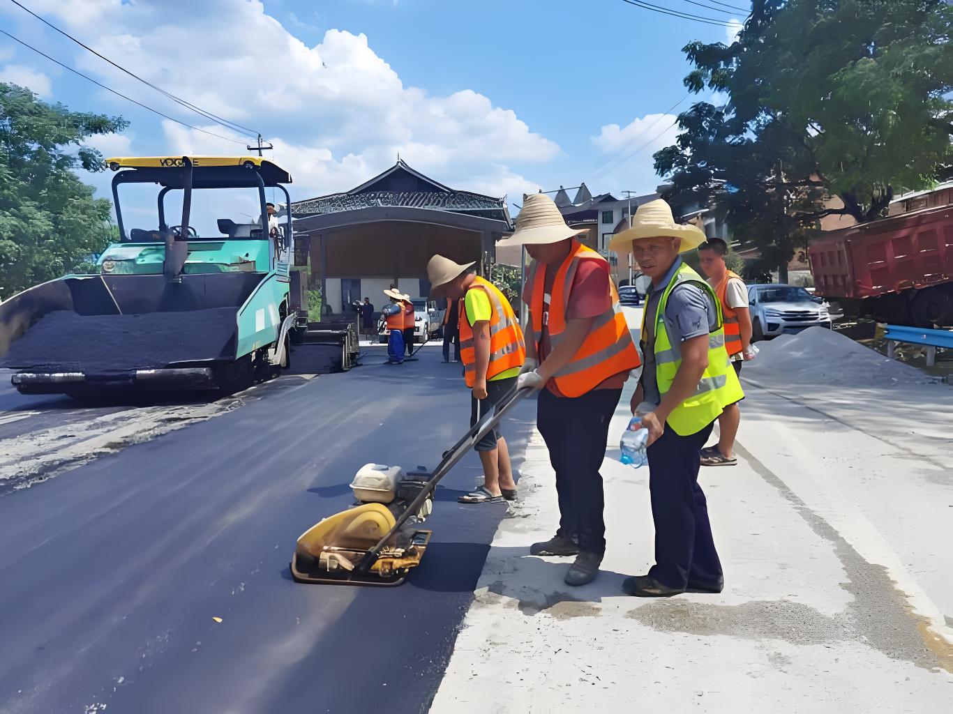 道路养护“生命铠甲”：详解反光背心的功能模块