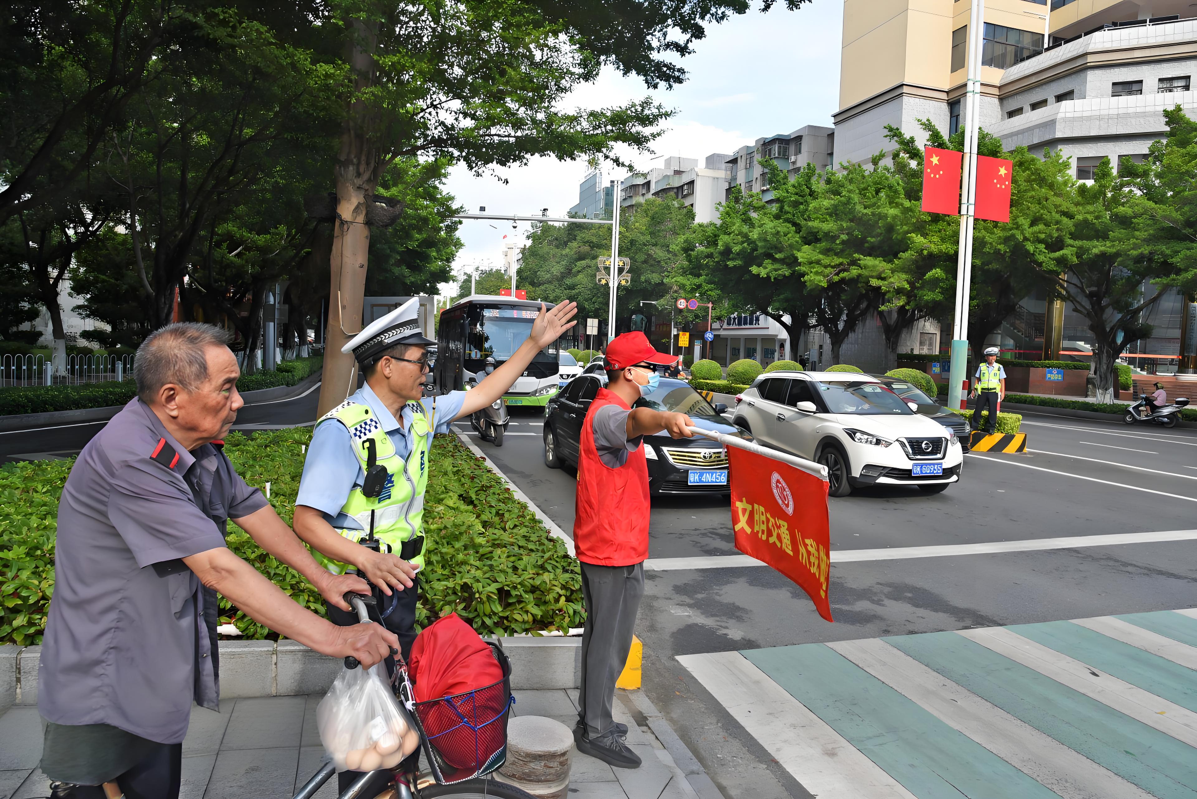 志愿者实布款反光背心：适用材质解读